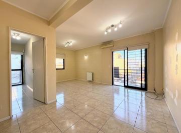 Departamento · 43m² · 2 Ambientes · Venta Departamento 2 Ambientes Al Fte C/balcon en Ramos Mejia Muy Buen Estado y Ubicación