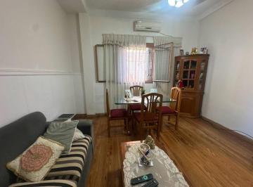PH · 52m² · 3 Ambientes · PH 3 Ambientes en Venta en Floresta - Apto Credito