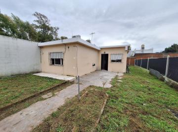 Casa · 52m² · 3 Ambientes · Casa en Venta de Dos Ambientes y Parque