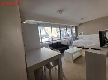 Departamento · 26m² · 1 Ambiente · Venta 1 Ambiente Al Frente con Balcon, Pileta. Centro