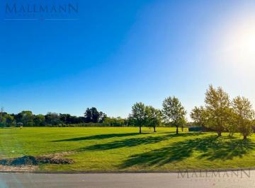 Terreno · 1160m² · Venta Lote Orientación Noroeste en Tilbury, Pilará