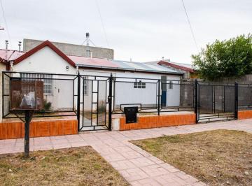 Casa · 168m² · 6 Ambientes · 1 Cochera · Venta de Casa 4 Dorm. | Rio Grande