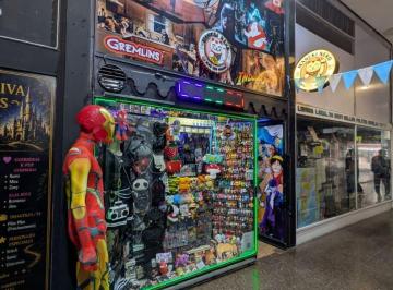 Local comercial de 3 ambientes, Mar del Plata · En Venta. Excelente Local Comercial Ubicado en Galería Florida - Mar del Plata