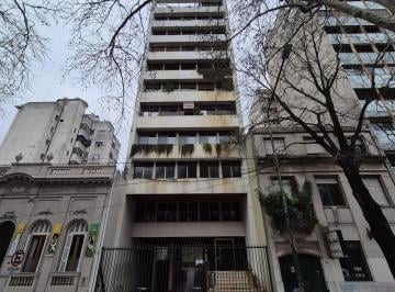Departamento · 160m² · 5 Ambientes · 1 Cochera · Piso en El Soho