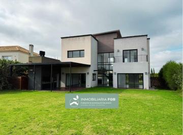 Casa · 246m² · 6 Ambientes · 4 Cocheras · Casa en Alquiler en Barrio Puerto | El Cantón, Escobar | 4 Dorm. | Playroom | Ingreso Inmediat
