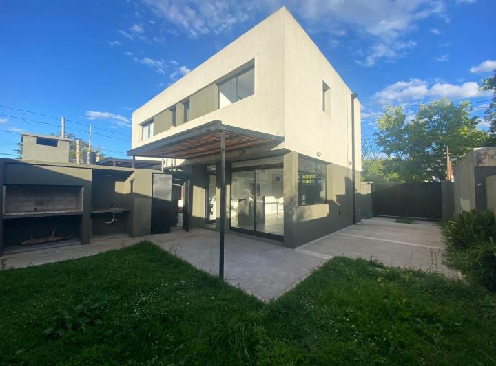 Departamento · 64m² · 3 Ambientes · 2 Cocheras