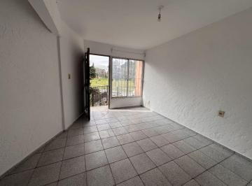 Departamento · 42m² · 3 Ambientes · Venta Apartamento PH Luminoso en Shangrilá