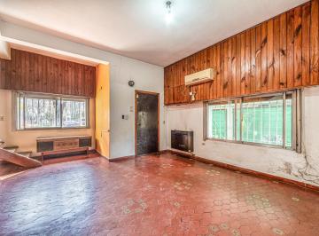 Casa · 145m² · 3 Ambientes · 1 Cochera · Casa.2 Dorm.. Sucre Al 2900. Béccar