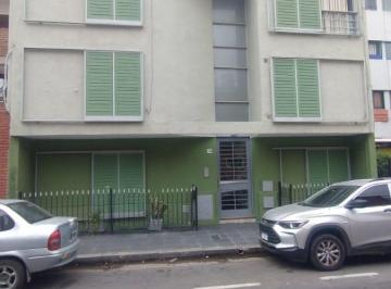 Departamento de 5 ambientes, Córdoba · Amplio - 2d + Hab. de Servicio