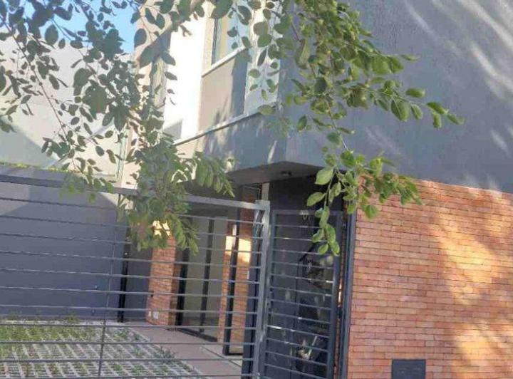 Casa · 115m² · 5 Ambientes · 1 Cochera