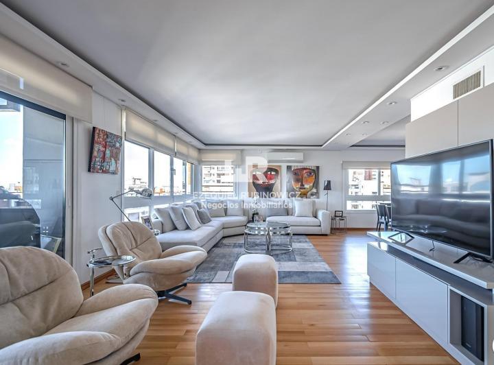 Departamento · 208m² · 6 Ambientes · 2 Cocheras
