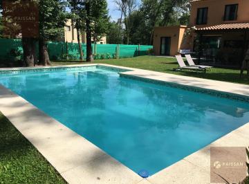 Casa · 220m² · 5 Ambientes · 2 Cocheras · Los Berros II