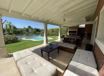 Casa · 400m² · 5 Ambientes · 2 Cocheras · Casa en Venta en Los Castores, Nordelta, Tigre