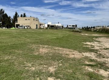 Terreno · 838m² · Lote en Venta en El Naudir Lote 627