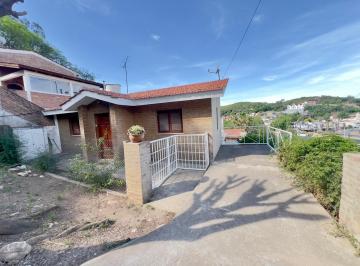 Casa · 100m² · 2 Dormitorios · 1 Cochera · Casa Dos Plantas en Rio Ceballos
