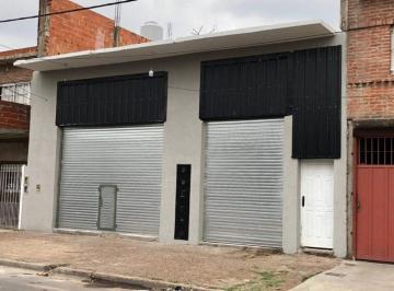 Bodega-Galpón · 285m² · Local/galpon con Entrepiso, Patio y Baño San Justo