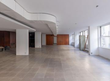 Oficina comercial · 300m² · 2 Cocheras · Reconquista y Tucumán
