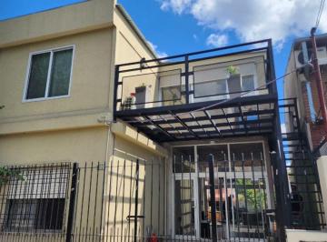 PH de 6 ambientes, Morón · Casa en Venta 6 Ambientes.
