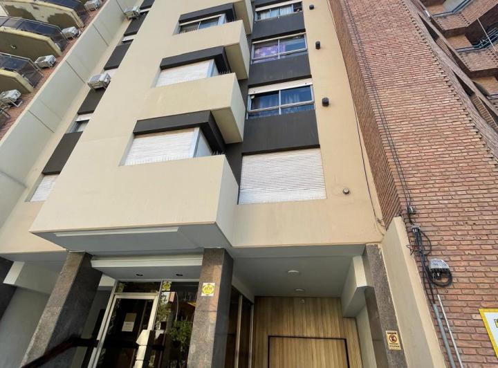Departamento · 222m² · 8 Ambientes · 2 Cocheras