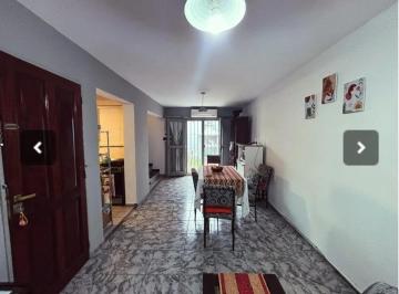 Casa de 5 ambientes, Córdoba · Se Vende Duplex 3 Dorm. Barrio Las Palmas