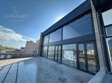 Local comercial · 55m² · Apto Gastronimia - con Gas - de Categoria - Amplia Vidriera - Patio