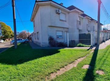 Departamento · 100m² · 4 Ambientes · Venta Duplex con 3 Dorm.