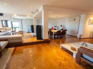 Departamento · 246m² · 6 Ambientes · 1 Cochera · Venta Piso 3 Dorm., Nueva Cordoba.