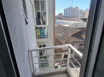 Departamento , Avellaneda · España 136