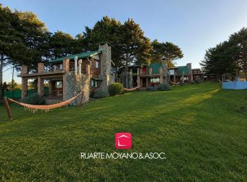 Casa · 812m² · 12 Dormitorios · 10 Cocheras · Complejo en Potrero de Garay | 7 Cabañas | Canchas de Padel | Bº El Fortin