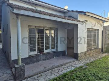 PH · 80m² · 3 Ambientes · Venta PH 3 Ambientes con Patio Lanús Oeste, a Refaccionar.
