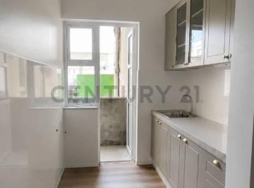Departamento · 79m² · 2 Dormitorios · 2 Dorm. en Parque Rodó, Reciclado a Nuevo, Acepta Banco