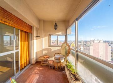 Departamento · 123m² · 5 Ambientes · 1 Cochera · Departamento de 3 Dorm. con Cochera y Balcón – Piso 14 | Centro