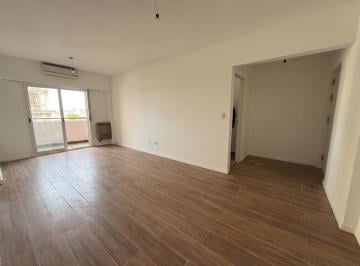 Departamento · 52m² · 3 Ambientes · 1 Cochera · Departamento de 3 Ambientes en Alquiler en Monserrat con Cochera
