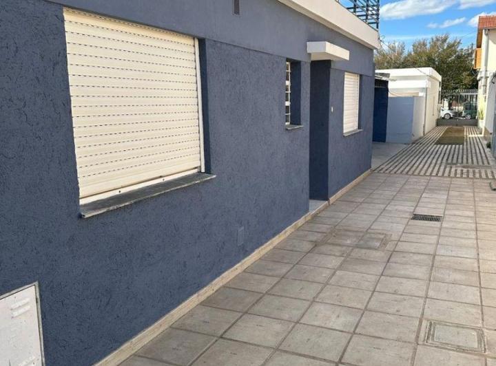 Casa · 60m² · 5 Ambientes · 1 Cochera