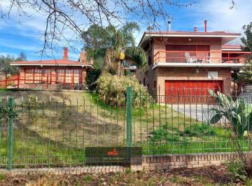Casa de 10 ambientes, Villa Carlos Paz · Excelente Oportunidad de Comprar Una Gran Casa con Facilidades.