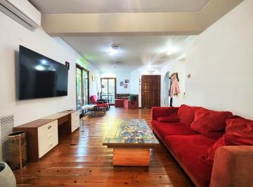 Casa · 166m² · 5 Ambientes · Venta Casa de 5 Amb C/patio Florida Nuevo Precio