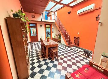 PH · 88m² · 4 Ambientes · PH Al Frente con Entrada Independiente en Caballito Norte