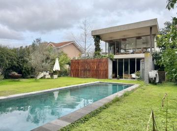 Casa · 180m² · 4 Ambientes · 2 Cocheras · Impactante Casa en Alquiler con Muebles en El B° El Abra, Don Torcuato, Tigre.