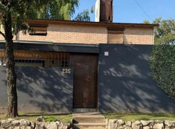 Casa de 6 ambientes, Unquillo · Unquillo Venta Oportunidad Casa 3 Dorm