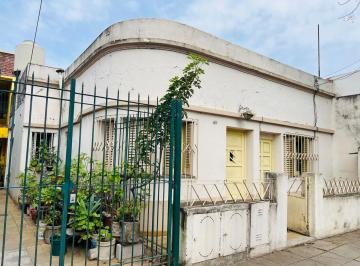 PH · 42m² · 1 Ambiente · Alquiler PH 1 Amb. C/cocina Caseros Tres de Febrer0
