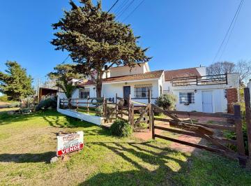 Casa · 450m² · 7 Ambientes · 1 Cochera · Venta de Tres Viviendas en Block en Mar del Tuyu