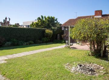 PH · 145m² · 3 Ambientes · 1 Cochera · Venta PH 4 Ambientes con Gran Jardín, Garage y Quincho a Refaccionar – Villa Bosch - Apto Crédito