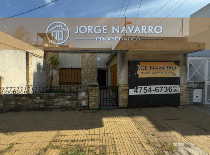 Casa · 110m² · 4 Ambientes · 2 Cocheras