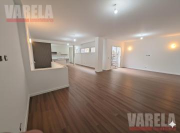 PH · 136m² · 4 Ambientes · PH 4 Amb. Balcon Patio y Terraza Fernandez 200 - Floresta. Entrada Indep. 1° X Esc U$s 210.000.