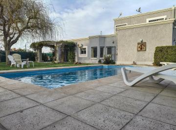 Casa · 390m² · 3 Dormitorios · 2 Cocheras · Venta Casa en Barrio Privado Don David Vistalba Lujan de Cuyo con Tour Virtual
