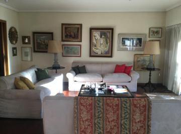 Departamento · 190m² · 7 Ambientes · 2 Cocheras · Departamento en Recoleta
