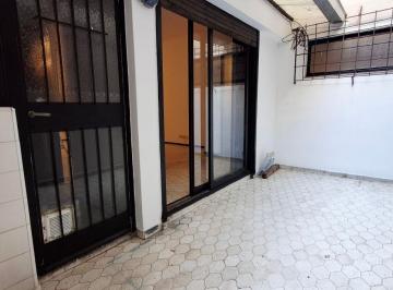 Departamento de 1 ambiente, Congreso · Excelente 1 Amb en Alquiler con Patio Propio | Muy Luminoso