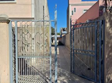PH · 87m² · 2 Ambientes · 1 Cochera · PH Al Contrafrente en Venta en G. Catan