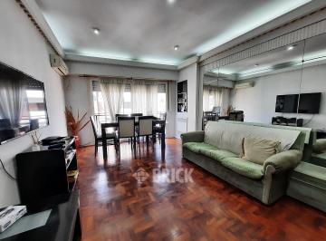 Departamento · 74m² · 4 Ambientes · Malvinas Argentinas y Av Rivadavia - Frente Baulera T/a Nvo Balcon T/sol Comed Diario