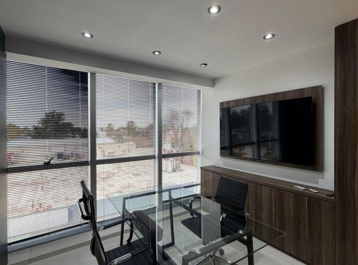 Oficina comercial · 60m² · 4 Ambientes · 1 Cochera